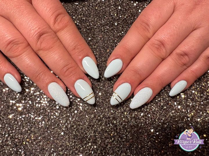 Glamouröse Maniküre: Exquisite Nägel beim Nagelstudio Körperkult Göttingen